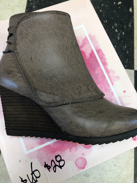 ANAHATA WEDGE